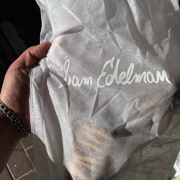 Sam Edelman Sabrina Slides - Picture 7 of 10